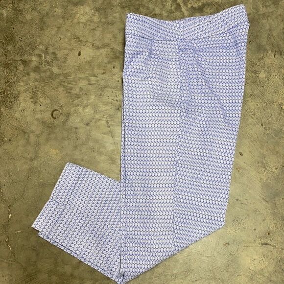 Slimsations by Multiples Blue Print Crop Pants - Picture 2 of 7